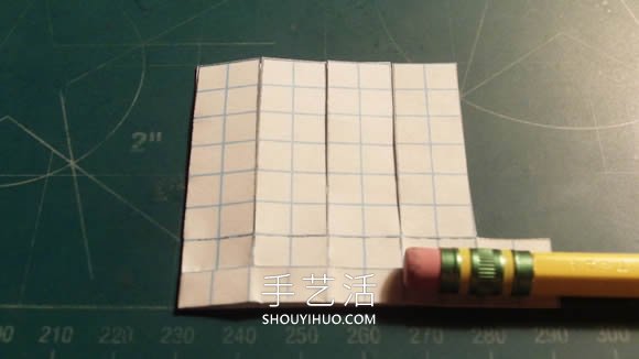 旋轉(zhuǎn)紙飛機(jī)的折法最簡(jiǎn)單教程 -  itrip.net.cn