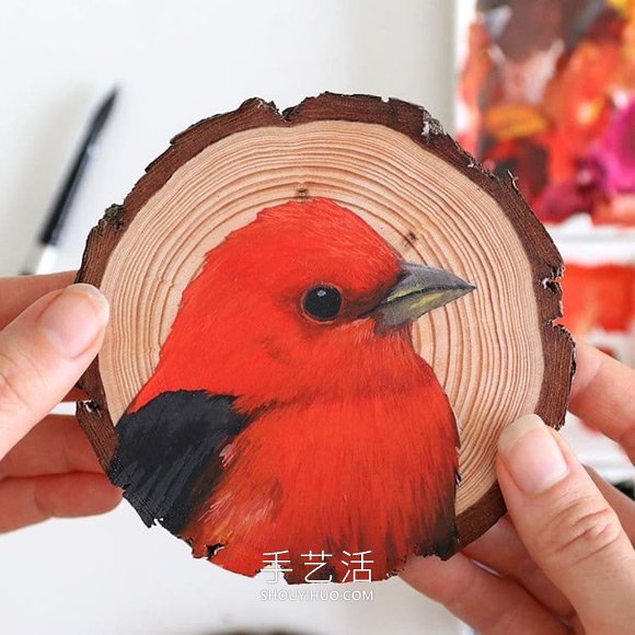 藝術(shù)家花了100天的時間在木片上繪畫100種鳥類 -  itrip.net.cn