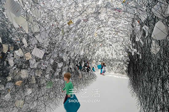 錯綜復(fù)雜的針線裝置作品，帶有鬼魅般的美感！ -  itrip.net.cn