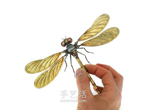 丟棄的機(jī)械零件DIY蒸汽朋克風(fēng)的動物雕塑 -  itrip.net.cn